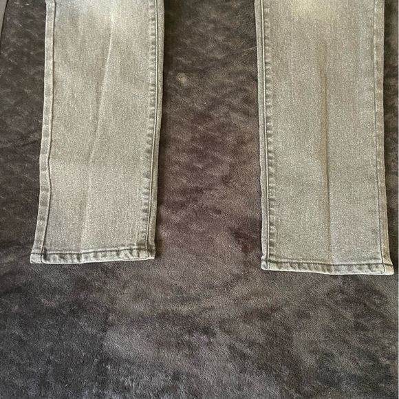 Nickel and Iron Acid Wash Jeans - Picture 5 of 10